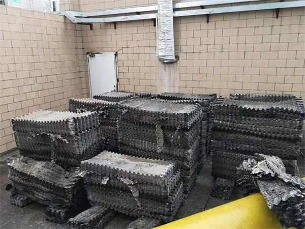 冷卻塔在工業(yè)中的應(yīng)用(80噸工業(yè)冷卻塔定制)