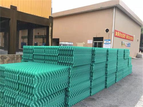 冷卻塔工作中的進(jìn)出水溫差如何確定