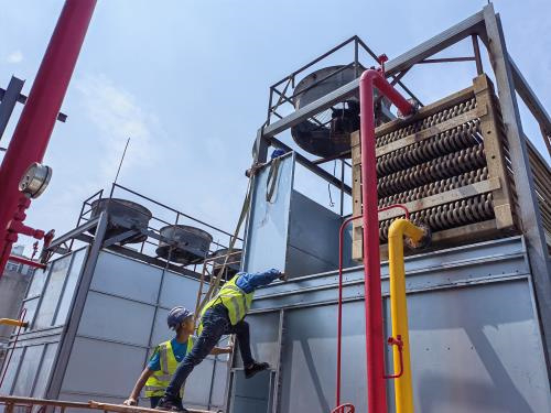 如何清洗特菱冷卻塔才是正確的(荏原冷卻塔清洗流程視頻)