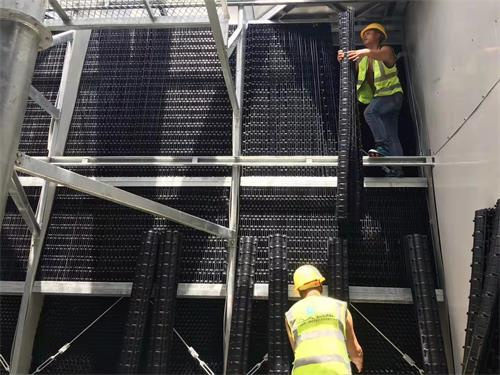 選擇不銹鋼冷卻塔要考慮的三大要素(中溫逆流式方形冷卻塔規(guī)格)